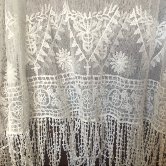 Anthropologie Kindred Semi Sheer Embroidered Crochet Lace Cover Up Overpiece - Picture 14 of 16